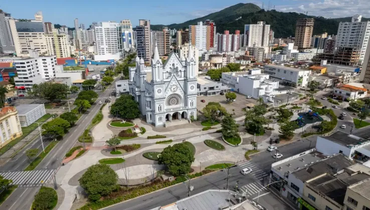 Itajaí: por que a cidade se tornou um dos mercados imobiliários mais promissores do Brasil
